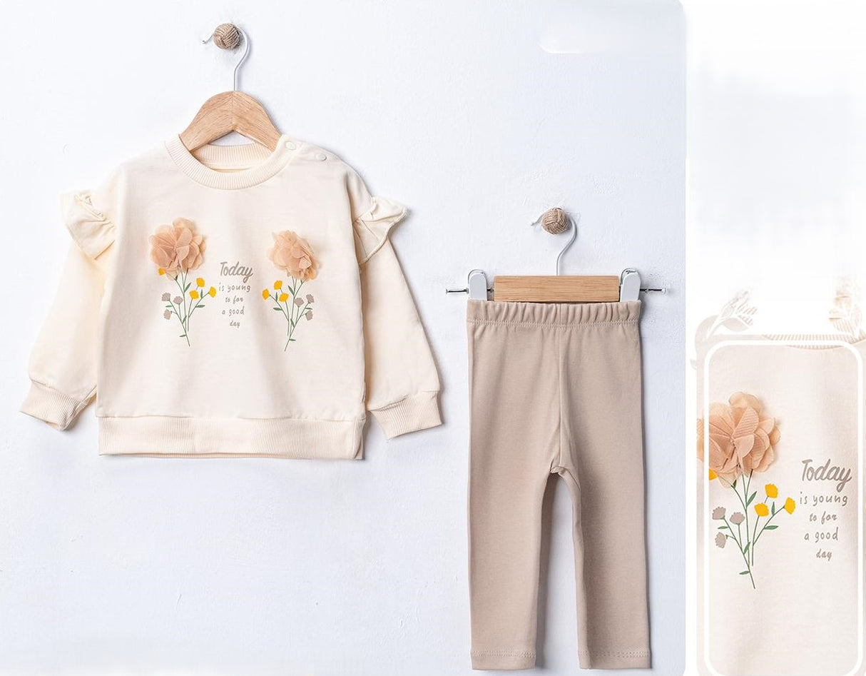 Ensemble bébé : sweat crème à fleurs « Aujourd’hui » et pantalon beige uni