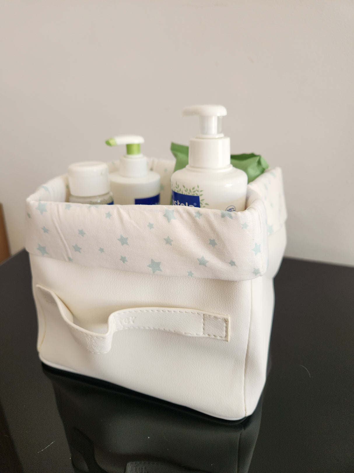 Panier blanc cassé carré étoile vert