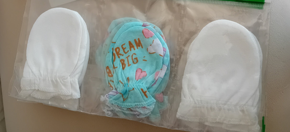 Moufles blanc cassé et motif licorne turquoise