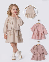 Ensemble robe et veste enfant beige, broderie étoiles dorées, manches bouffantes