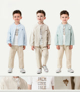 Veste boutonnée enfant en tissu texturé, trois coloris bleu, beige et vert clair