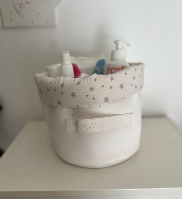Panier Monter-Carlo blanc avec poignée en tissu à étoiles roses et étiquette frontale