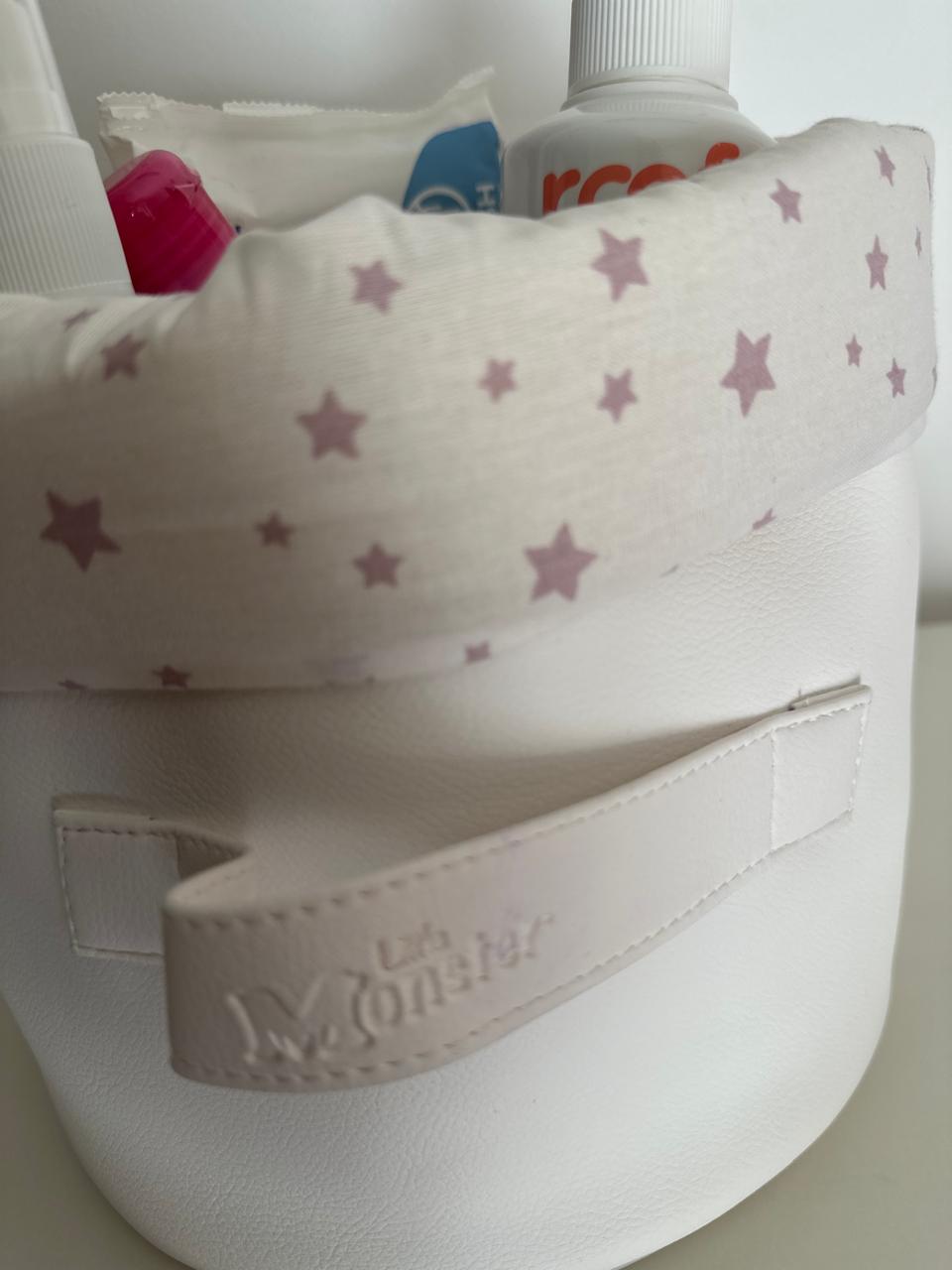 Panier Monter-Carlo blanc avec détail de la poignée en tissu à étoiles roses