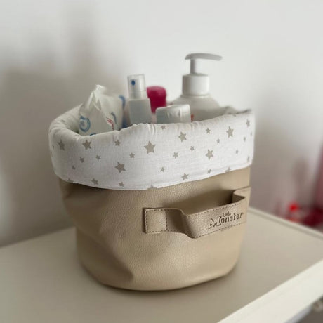Panier beige en simili-cuir avec doublure blanche à étoiles et ouverture latérale