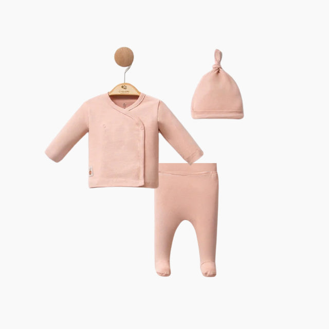 Ensemble bébé rose : haut manches longues, pantalon et bonnet