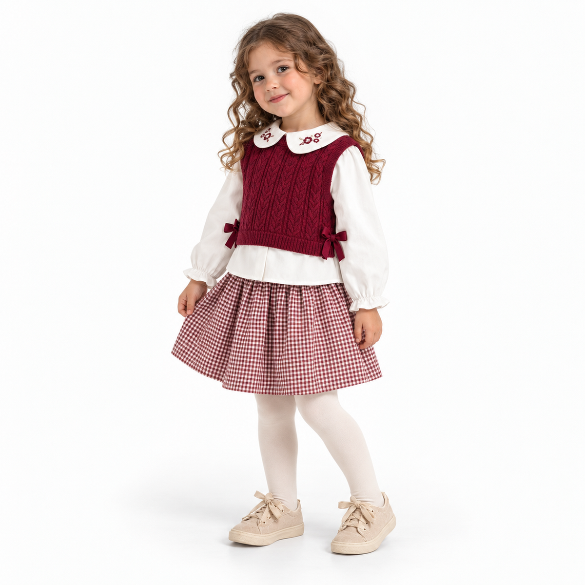 Robe enfant bordeaux tricoté, col blanc et jupe à carreaux rouges