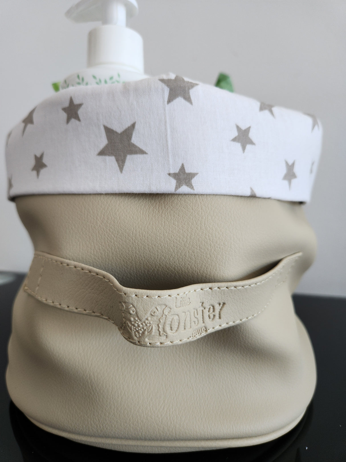 Panier beige rond étoile beige